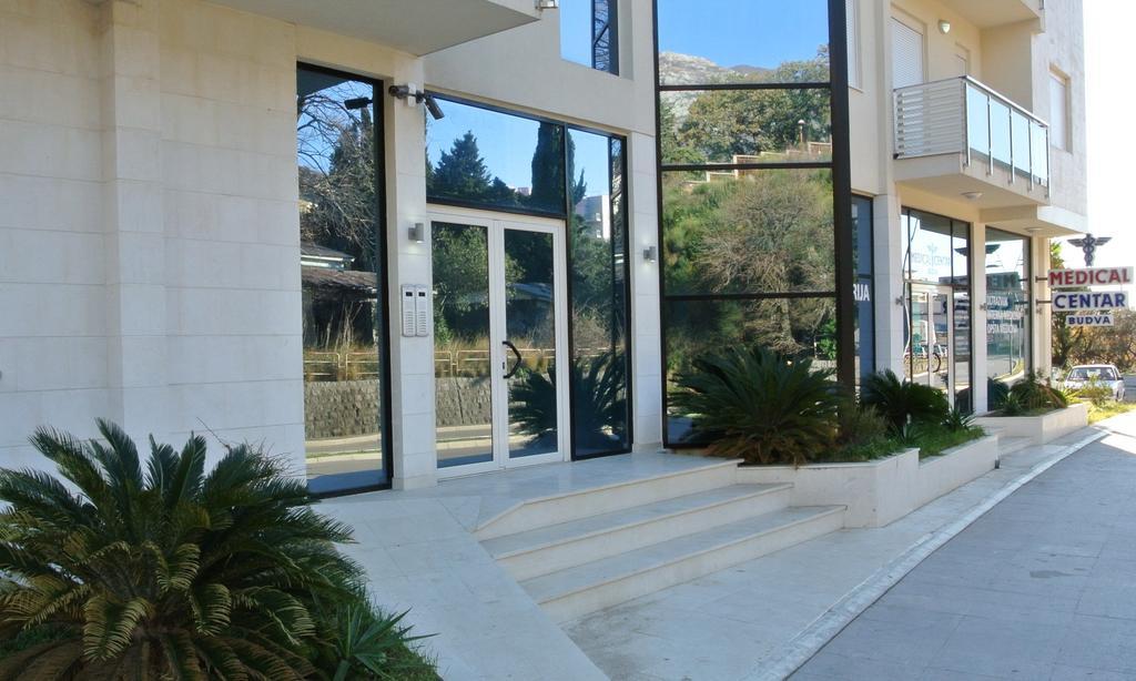 Apartments Crystall Budva Eksteriør bilde