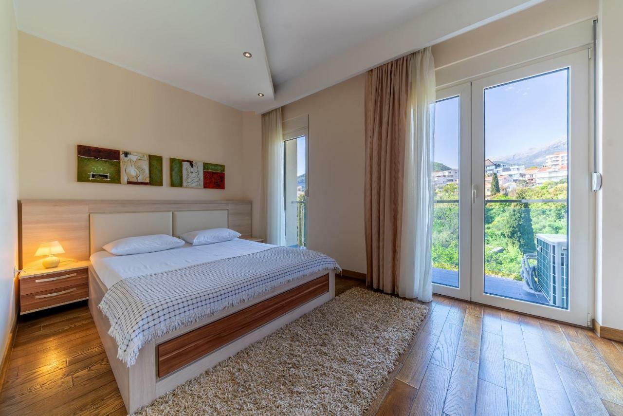 Apartments Crystall Budva Eksteriør bilde