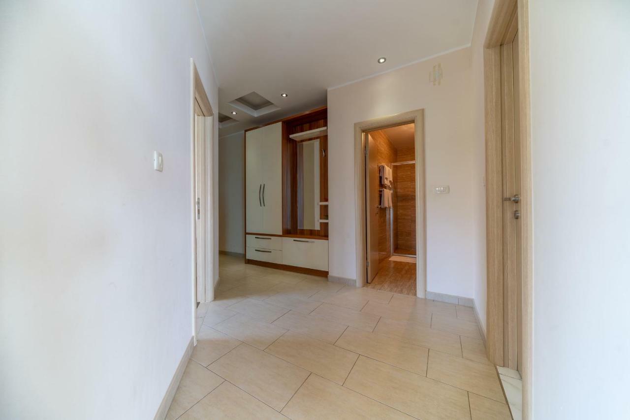 Apartments Crystall Budva Eksteriør bilde